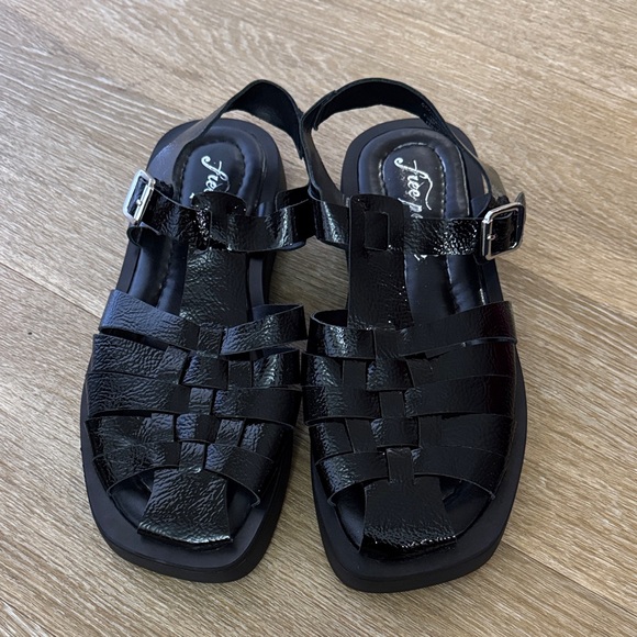 Free People Finn Platform Fisherman Sandal Black Patent Leather Size 41 US 10 - Picture 8 of 15